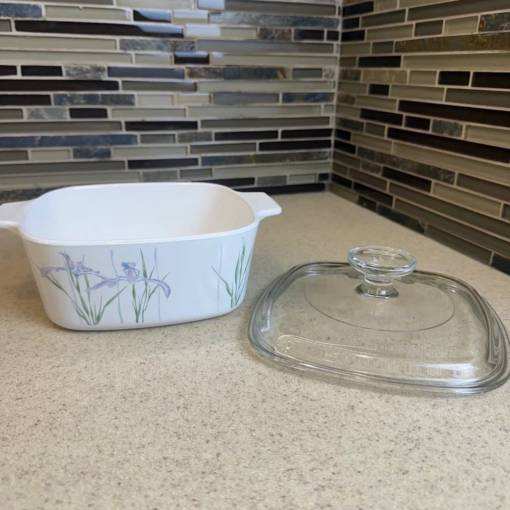 VTG Corning Ware Shadow Iris Casserole Dish 5pc Set w/ 2 Lids 1L, 1.5L, 2L